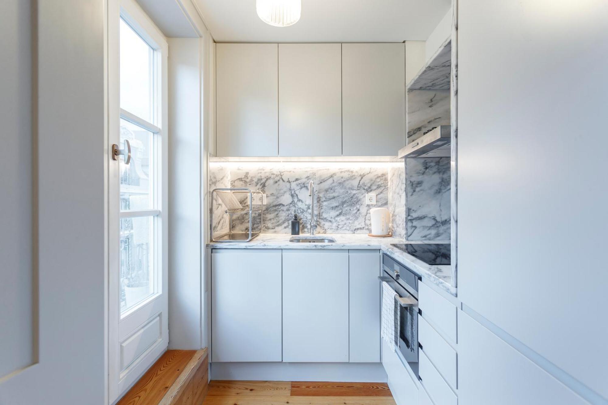 Apartamento With Balcony On Rua Aurea In The Historic Center Of Baixa De Lisboa